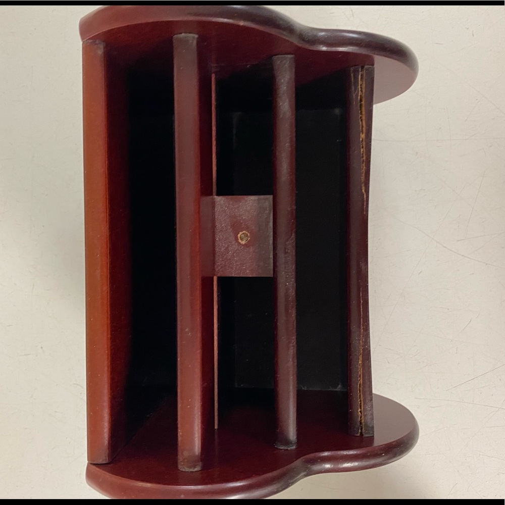 Mail holder - Picture 3 of 3